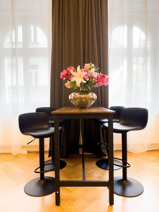 Exclusive Suite Museumsquartier Wina Bagian luar foto